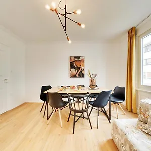https://stuttgart-am-wasen-toplage-4zi-75qm.stuttgart-hotel.com